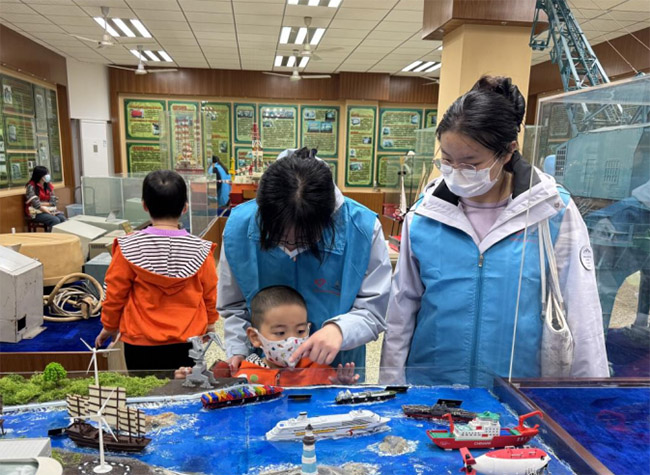 ����ؔ(c��i)��(j��ng)������W(xu��)���̹���W(xu��)Ժ־Ը�߅f(xi��)���_չ���Ļ�����������(d��ng)